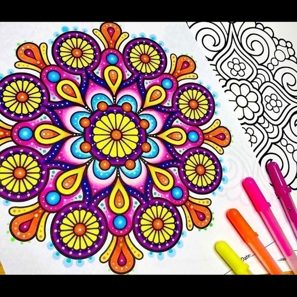 🖍 MANDALA COLORING BOOK 🖍 - Picture 7 of 8